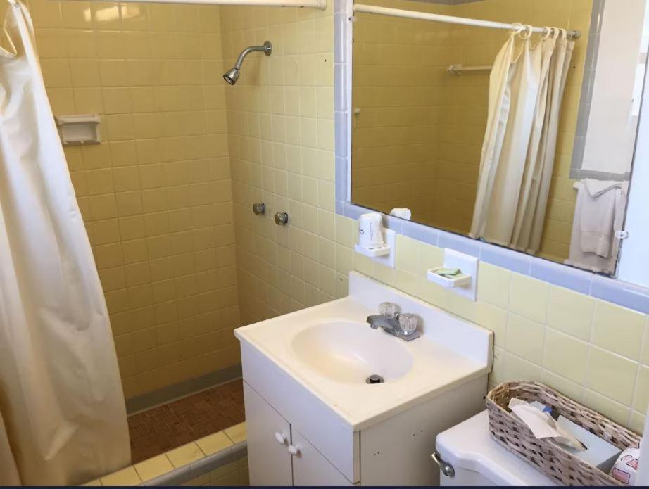 Economy Suites Уинтър Хевън Екстериор снимка